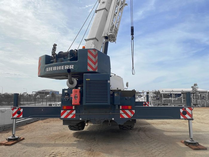 2019 Liebherr Lrt100-2.1 Grey