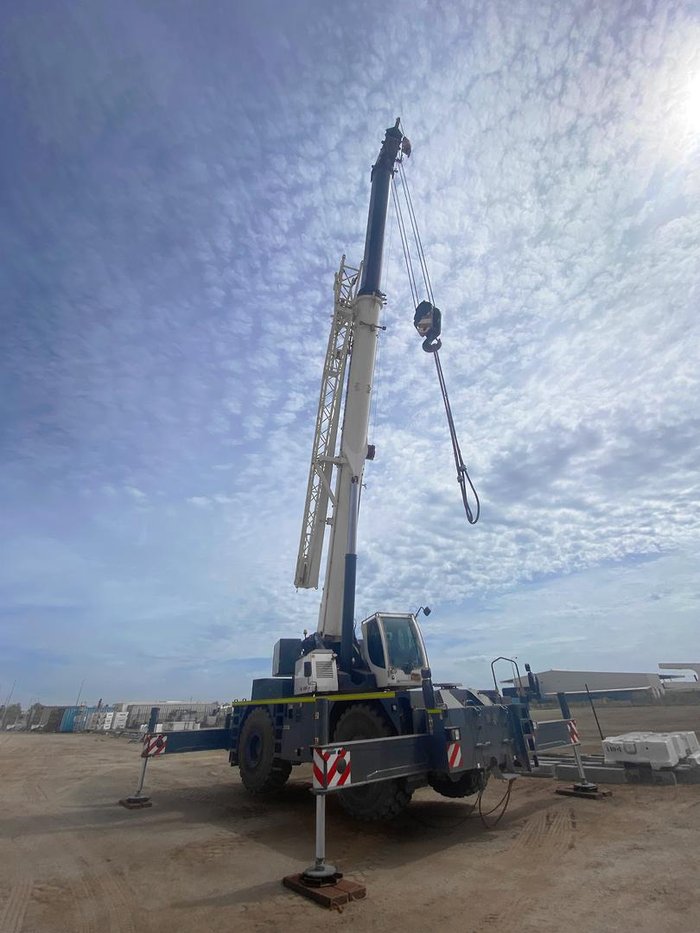 2019 Liebherr Lrt100-2.1 Grey