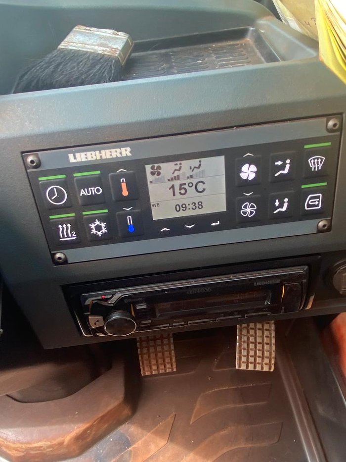 2019 Liebherr Lrt100-2.1 Grey