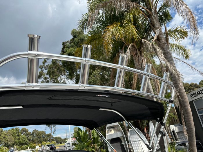 2025 Haines Signature 525F