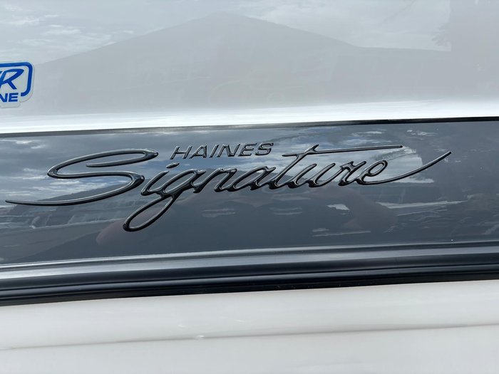 2025 Haines Signature 525F