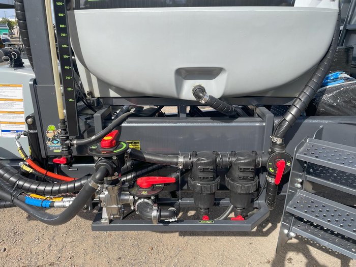 2023 Stoll Weedseeker