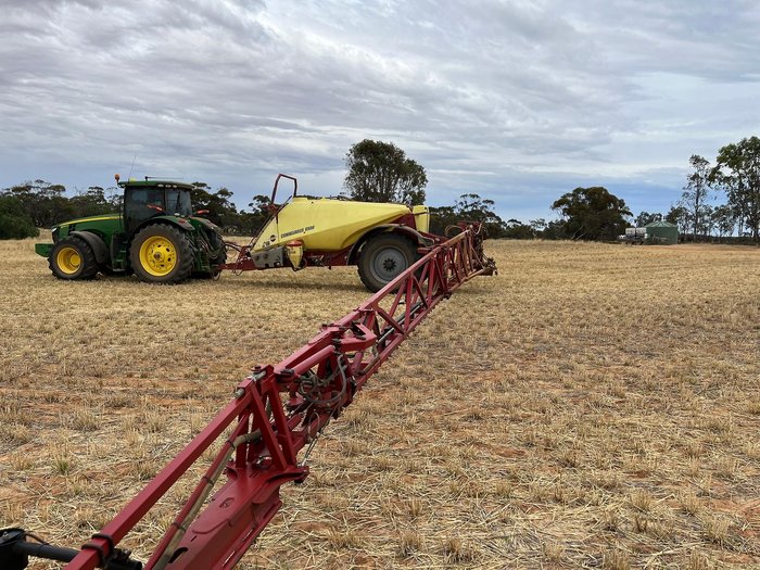 0 Hardi 8500 Commander