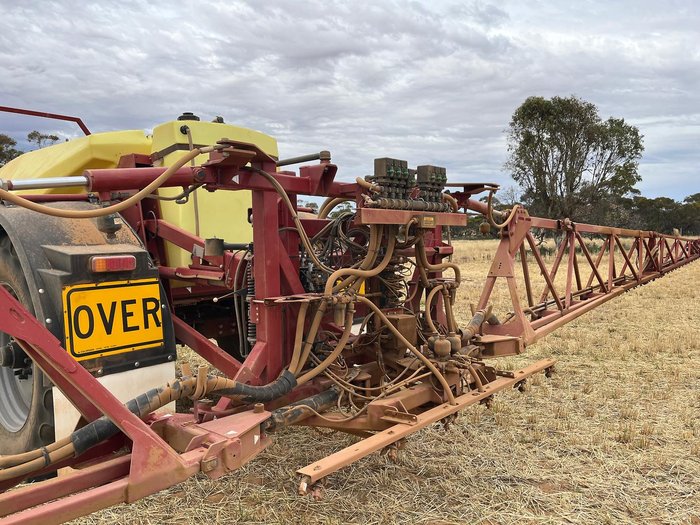 0 Hardi 8500 Commander