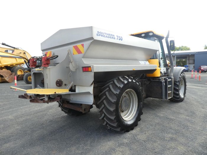 2015 JCB 3230 YELLOW