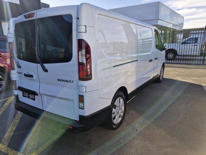 2023 Renault Trafic Premium
