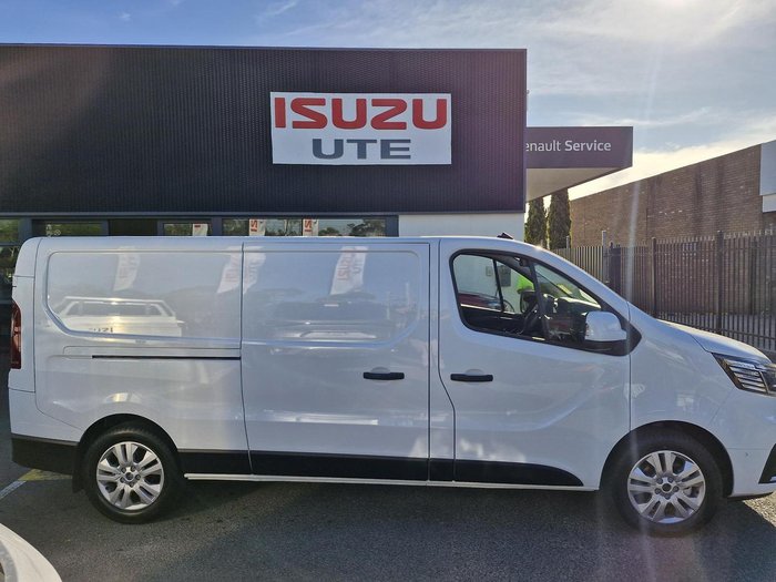 2023 Renault Trafic Premium