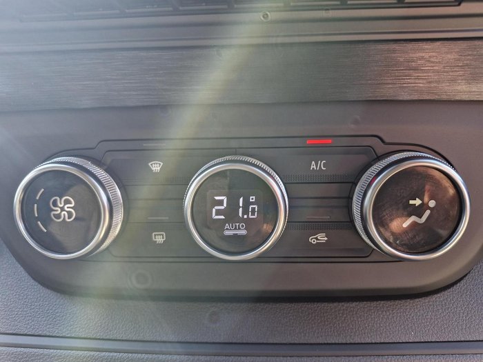 2023 Renault Trafic Premium