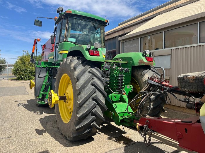 0 John Deere 9220