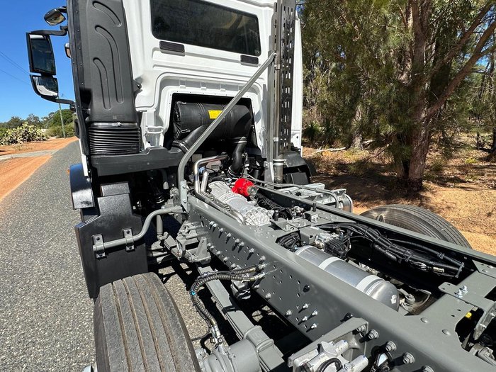 2024 Sinotruk Sitrak T5g 8X4 