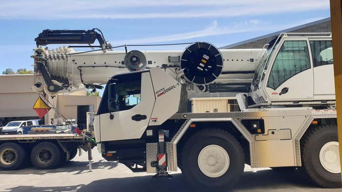 0 Grove GMK3060L 1 White