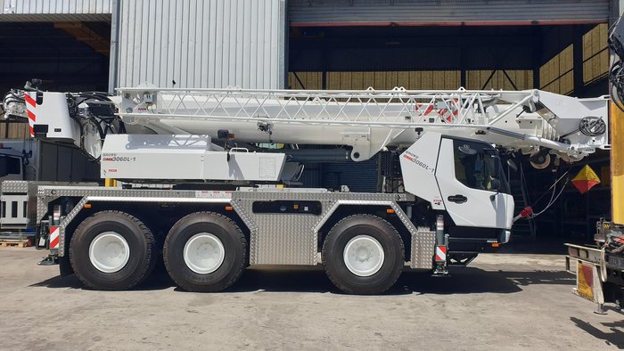 0 Grove GMK3060L 1 White