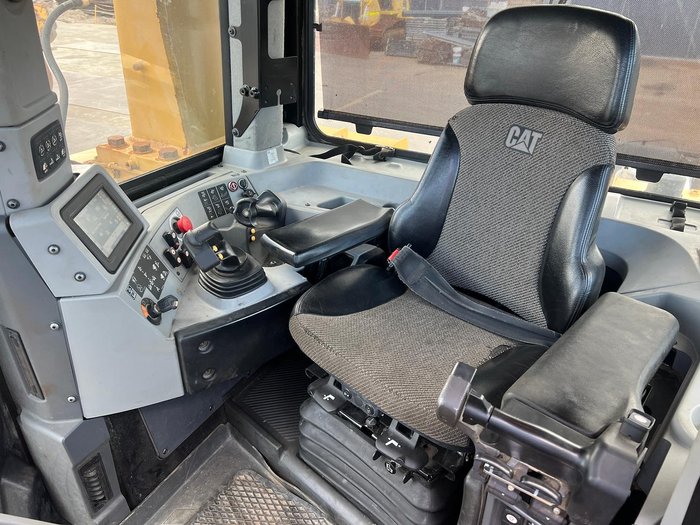 2018 Caterpillar D10t2 YELLOW