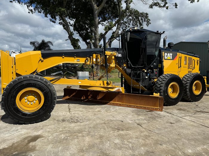 2019 Caterpillar 14M3 YELLOW