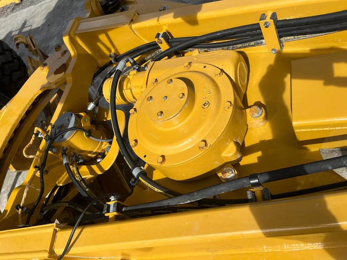 2019 Caterpillar 14M3 YELLOW