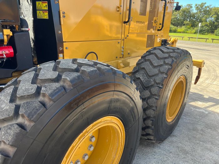 2019 Caterpillar 14M3 YELLOW