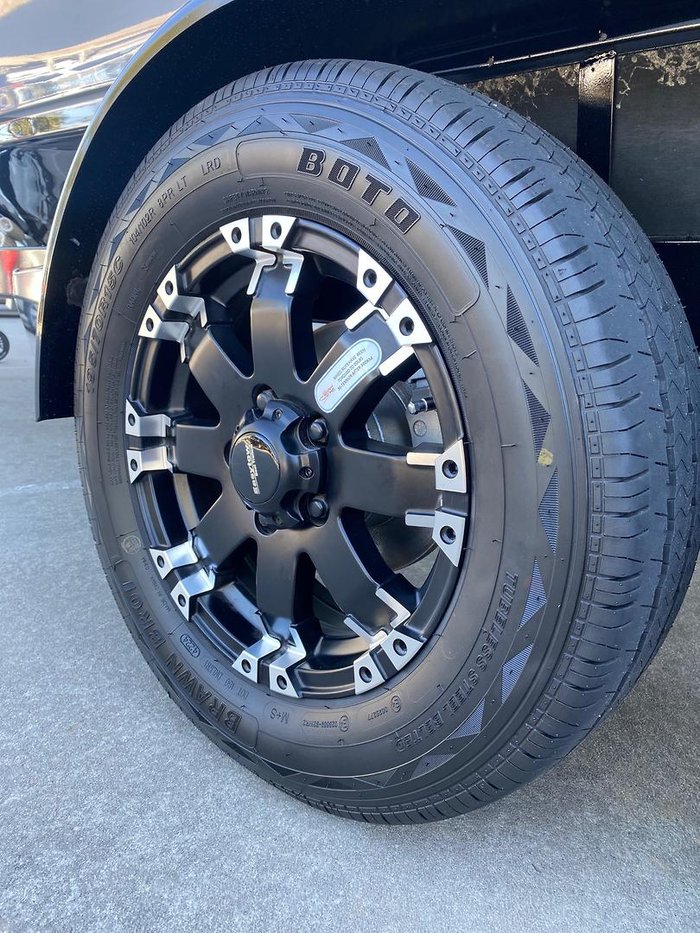 2025 MATRIX MXV
