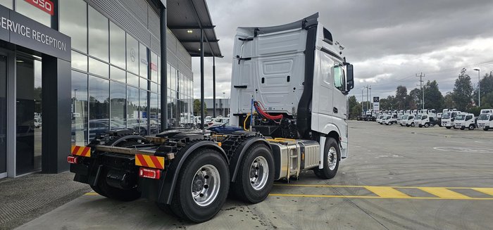 2025 Mercedes-Benz Actros 2663