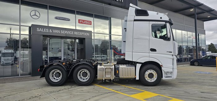 2025 Mercedes-Benz Actros 2663