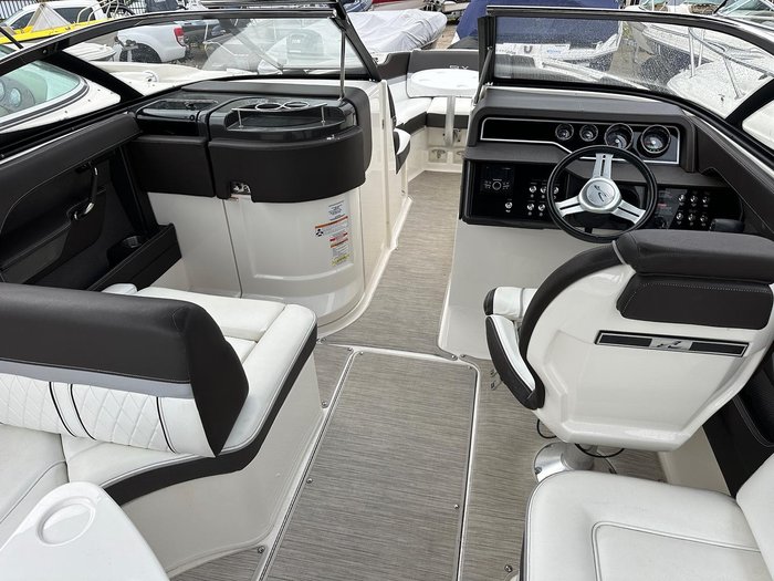 2016 Sea Ray 250 SLX