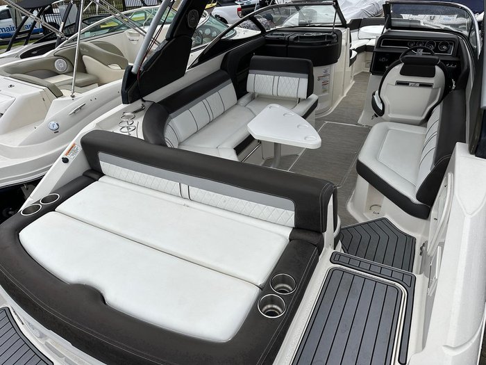 2016 Sea Ray 250 SLX