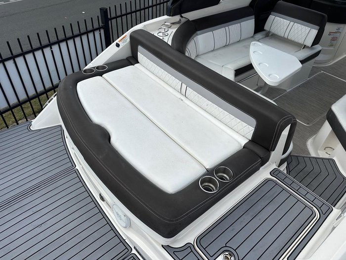 2016 Sea Ray 250 SLX