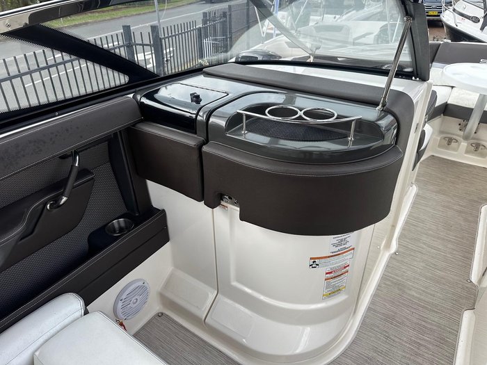 2016 Sea Ray 250 SLX