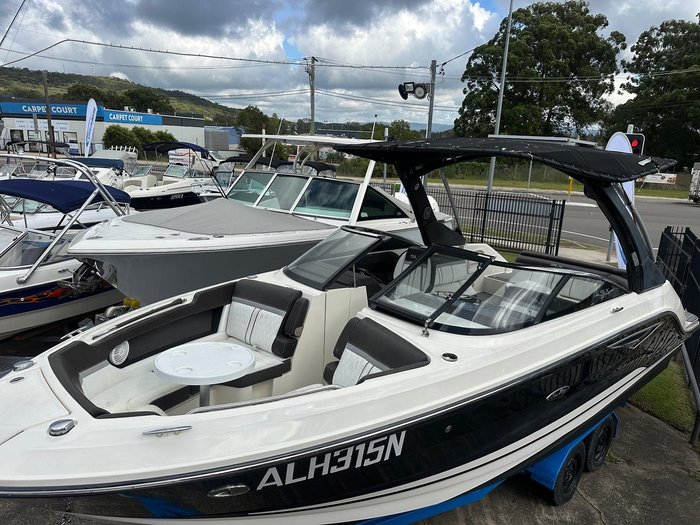 2016 Sea Ray 250 SLX