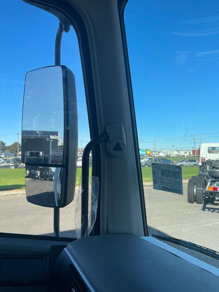 2025 Fuso Shogun FU74 360 White