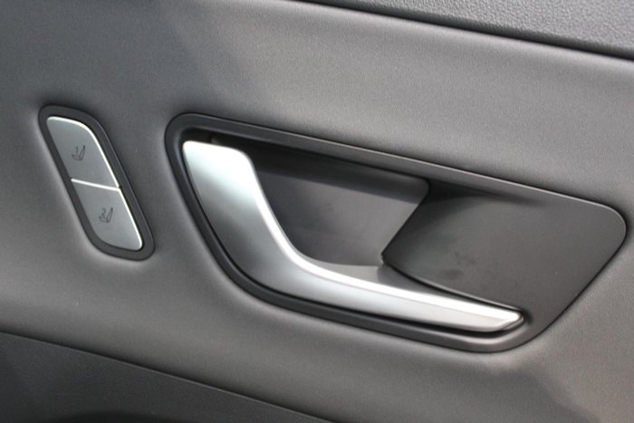 2025 Hyundai Kona Premium