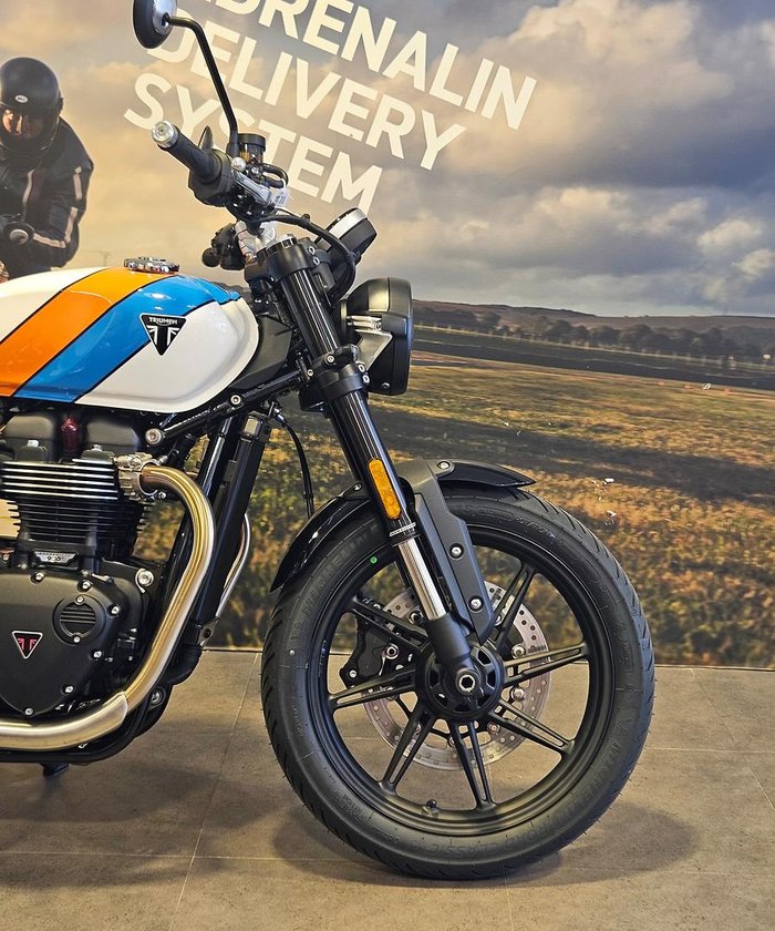 2025 Triumph Speed Twin 900 Speed Twin Orange