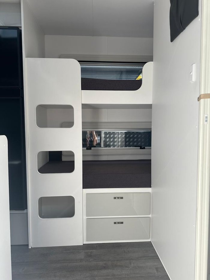 2024 JB Caravans Dirt Roader 2024 - 20*8 Family Van Rear Door