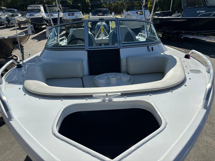 2024 QUINTREX 481 Cruiseabout Pro