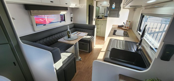 2024 JB Caravans Scorpion Sting Air Ev 21'6