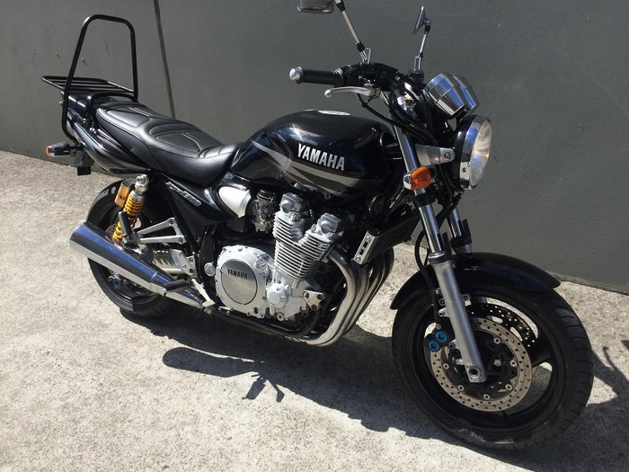 2001 Yamaha XJR1300