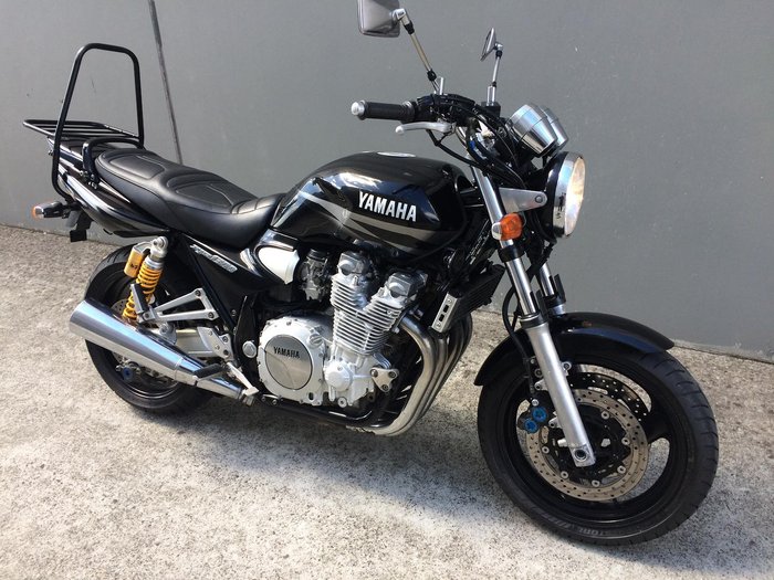 2001 Yamaha XJR1300
