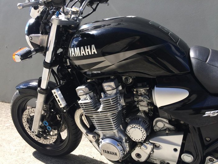 2001 Yamaha XJR1300