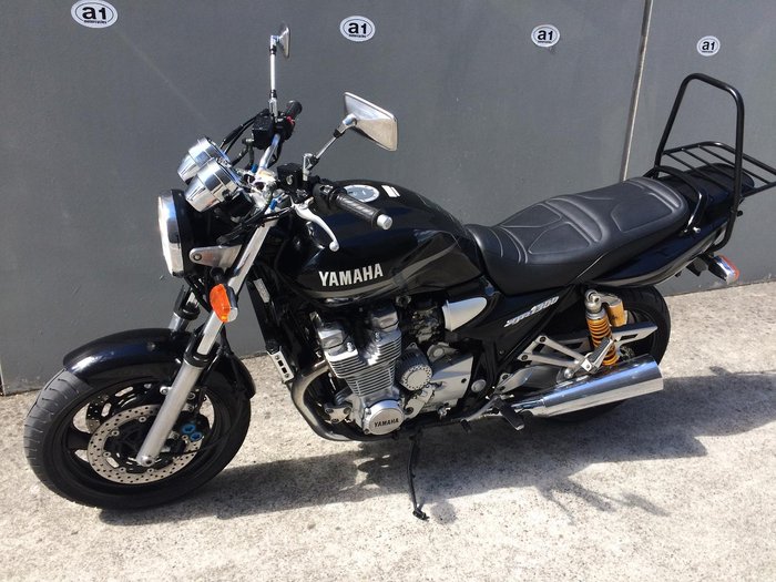 2001 Yamaha XJR1300