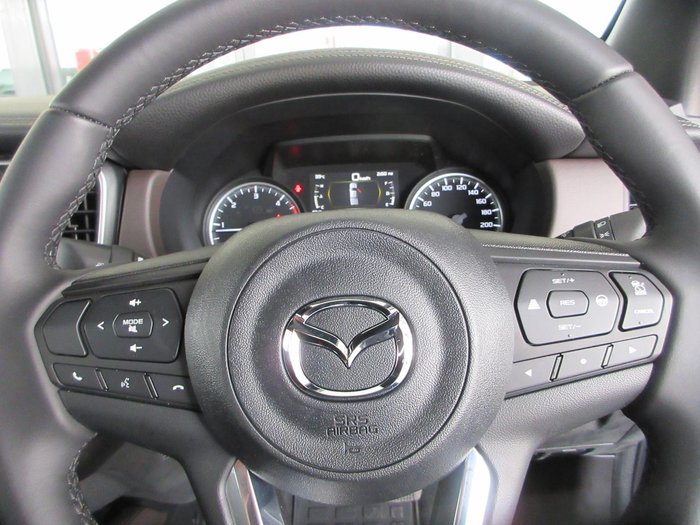 2024 Mazda BT-50 GT