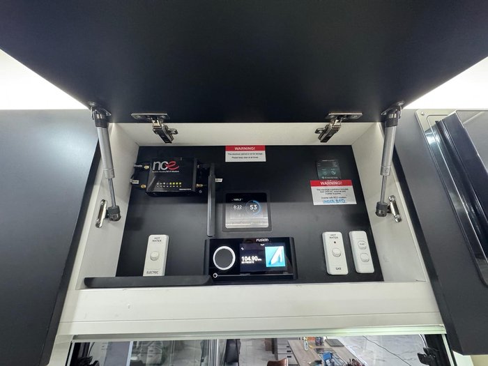 2023 Legend Caravans Groundbreaker - Off Road Was- $158 990- Now - $129 990