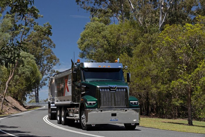 2024 Western Star 48X Day Cab (600Hp) With Tefco 4Ad Combo, In Build Now ! White