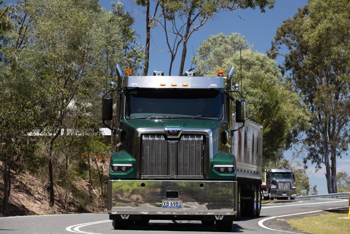 2024 Western Star 48X Day Cab (600Hp) With Tefco 4Ad Combo, In Build Now ! White