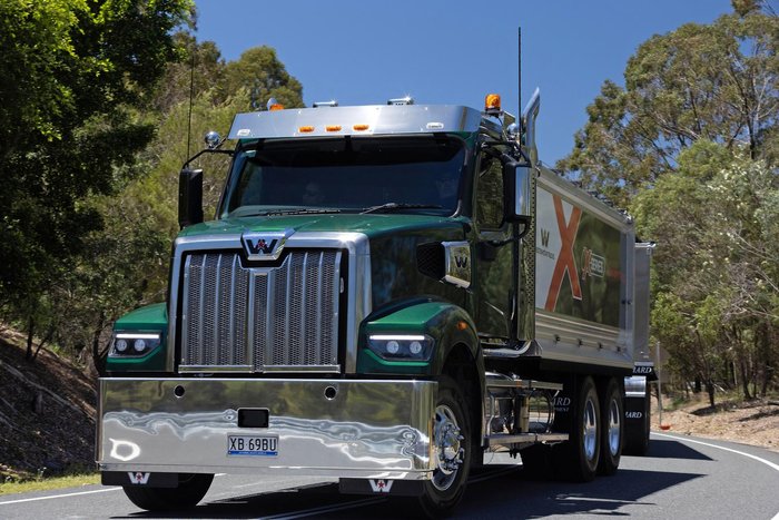 2024 Western Star 48X Day Cab (600Hp) With Tefco 4Ad Combo, In Build Now ! White