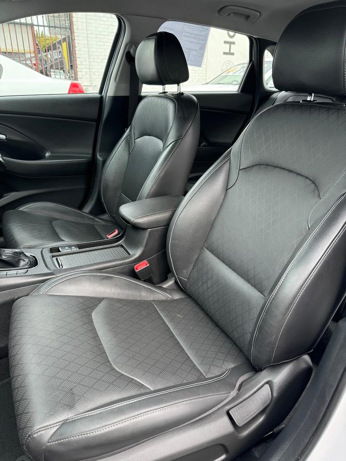 2021 Hyundai i30 Active PD.V4 MY22 Polar White