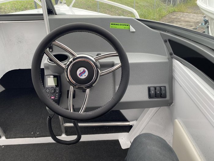 2024 QUINTREX 500 Fishabout Pro