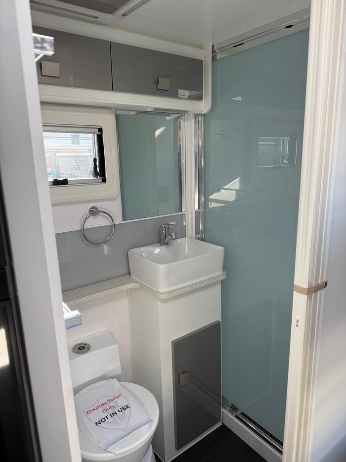 2025 JB Caravans Dirt Roader 22' Family Bunk Van