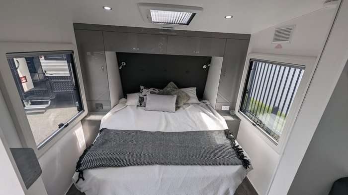 2024 JB Caravans 22' Front Door Family