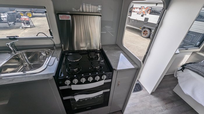 2024 JB Caravans 22' Front Door Family