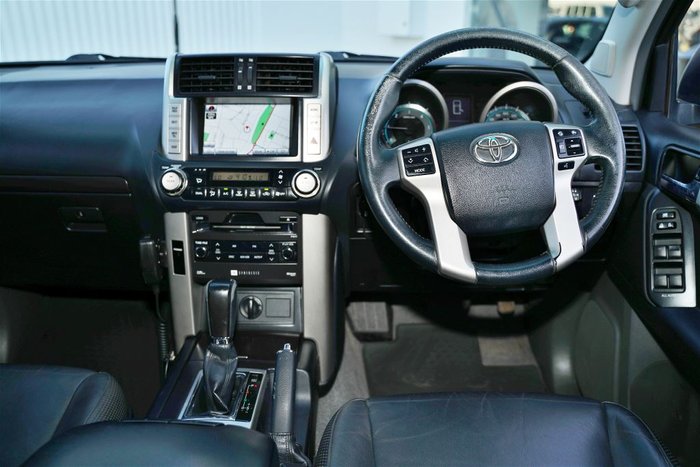 2011 TOYOTA LANDCRUISER PRADO VX (4x4)