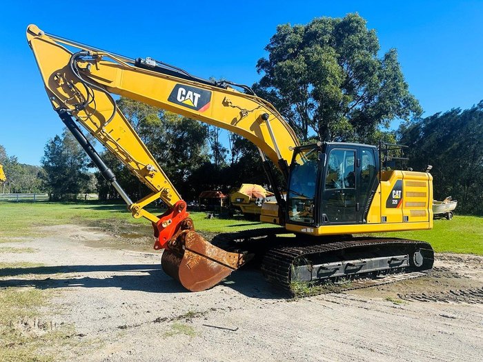 2019 Caterpillar 320